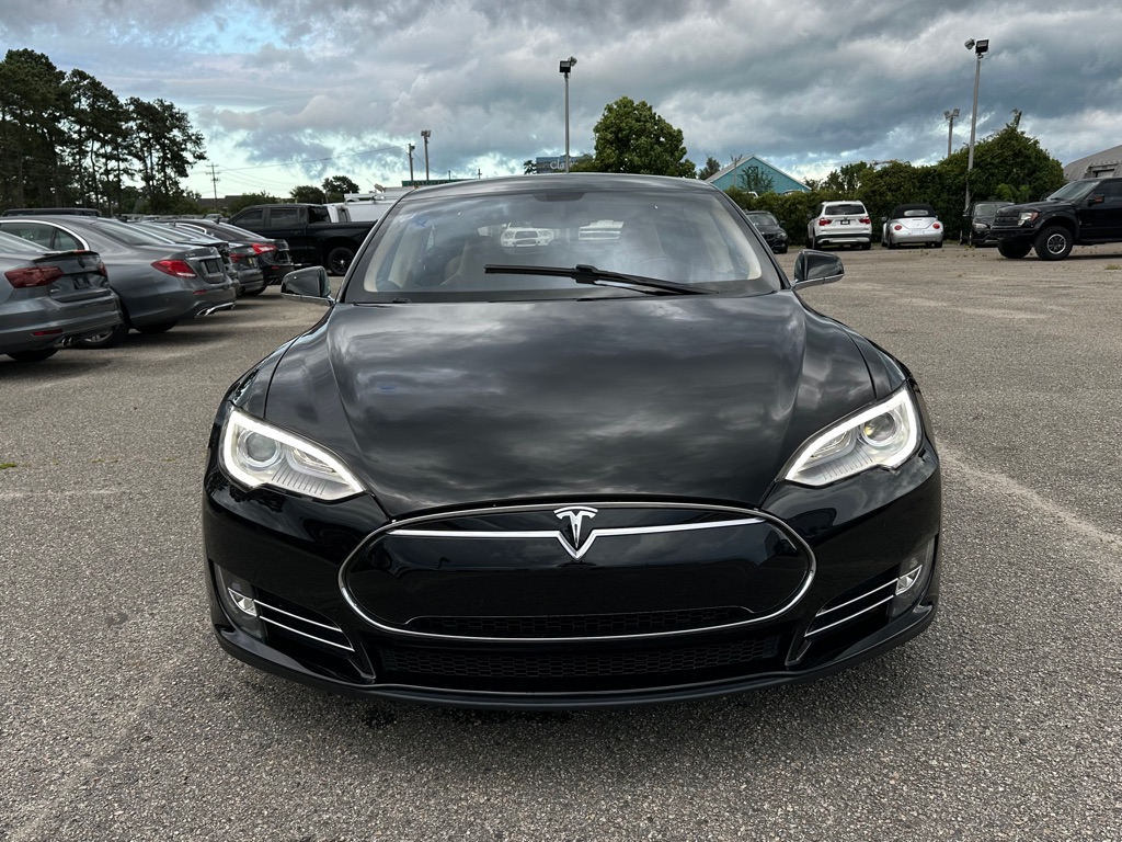 Photo 2 of this TESLA MODEL S