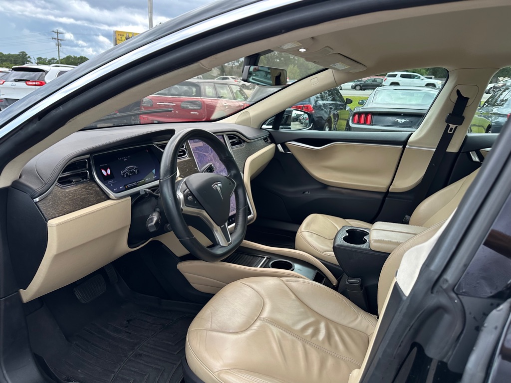 Photo 12 of this TESLA MODEL S