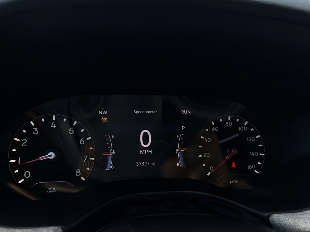 Photo 8 of this JEEP COMPASS