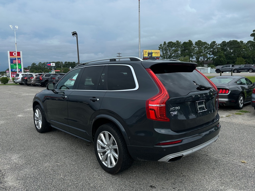 Photo 7 of this VOLVO XC90
