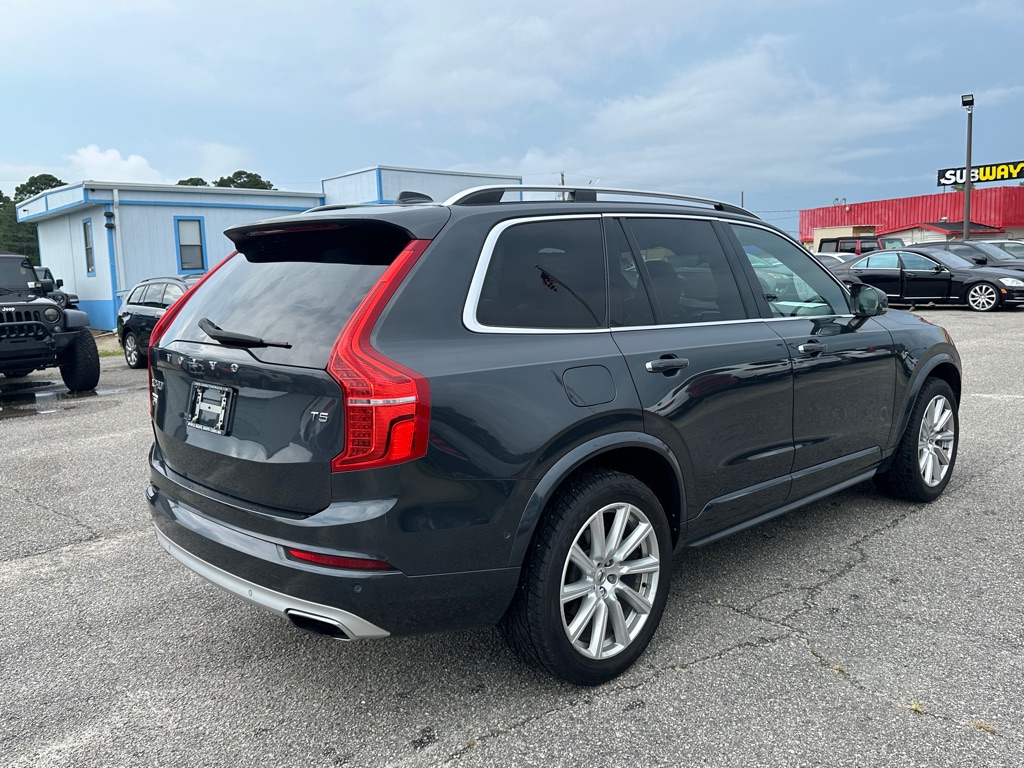 Photo 5 of this VOLVO XC90