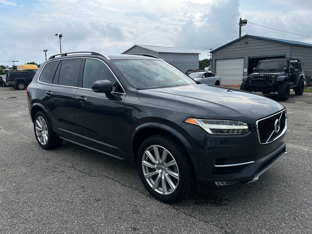 Photo 3 of this VOLVO XC90