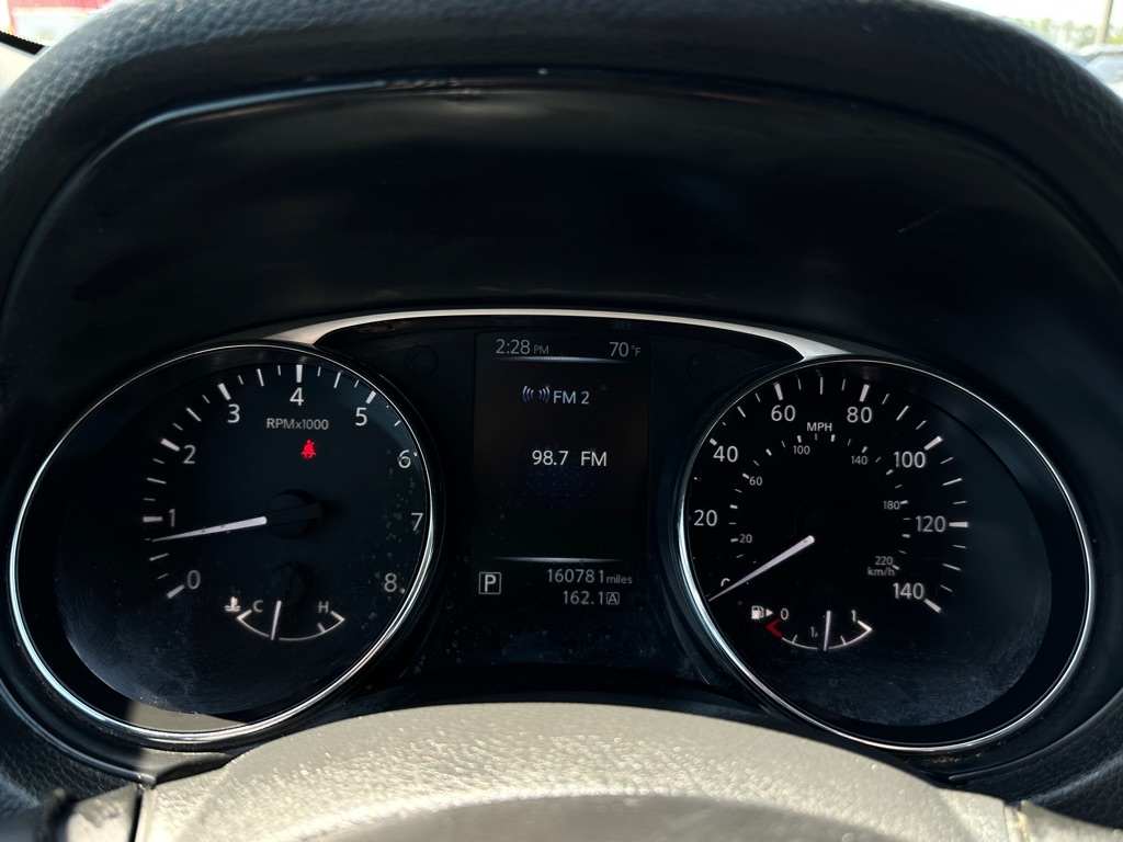Photo 13 of this NISSAN ROGUE