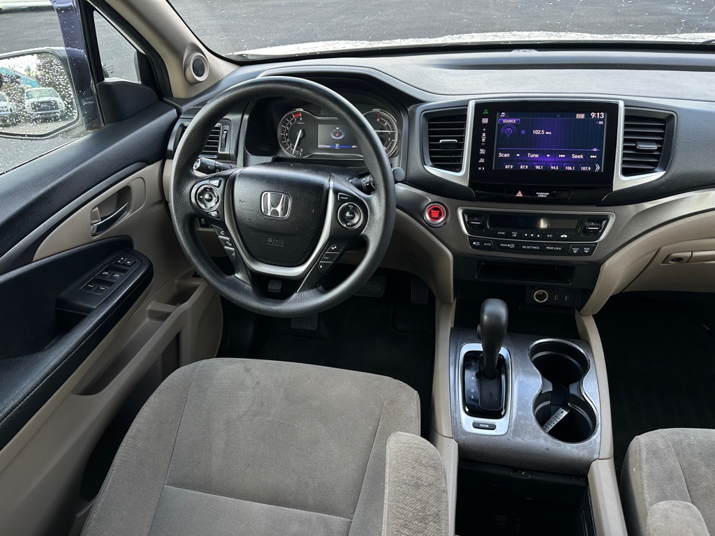 Photo 16 of this HONDA PILOT