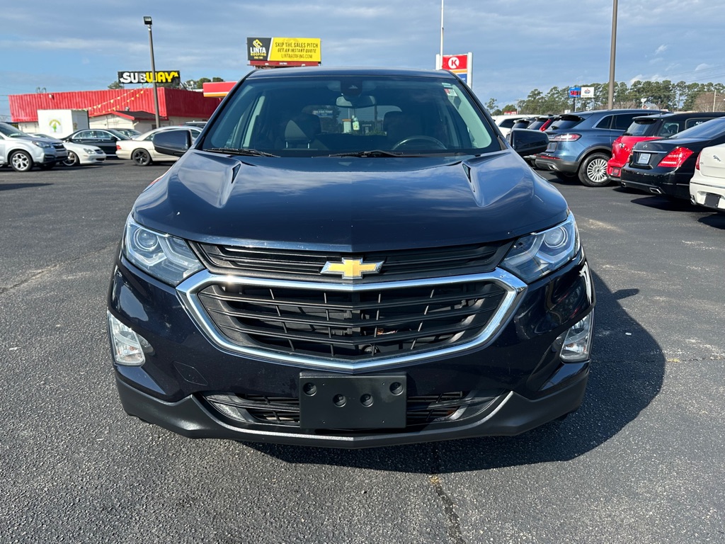 Photo 2 of this CHEVROLET EQUINOX