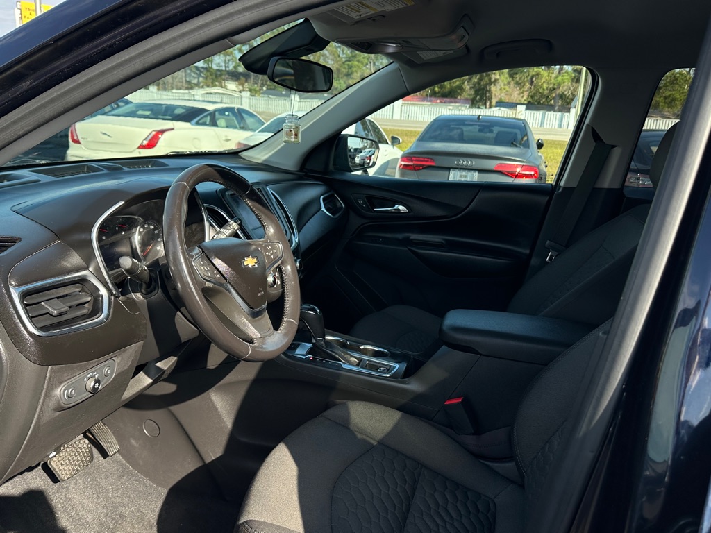 Photo 12 of this CHEVROLET EQUINOX