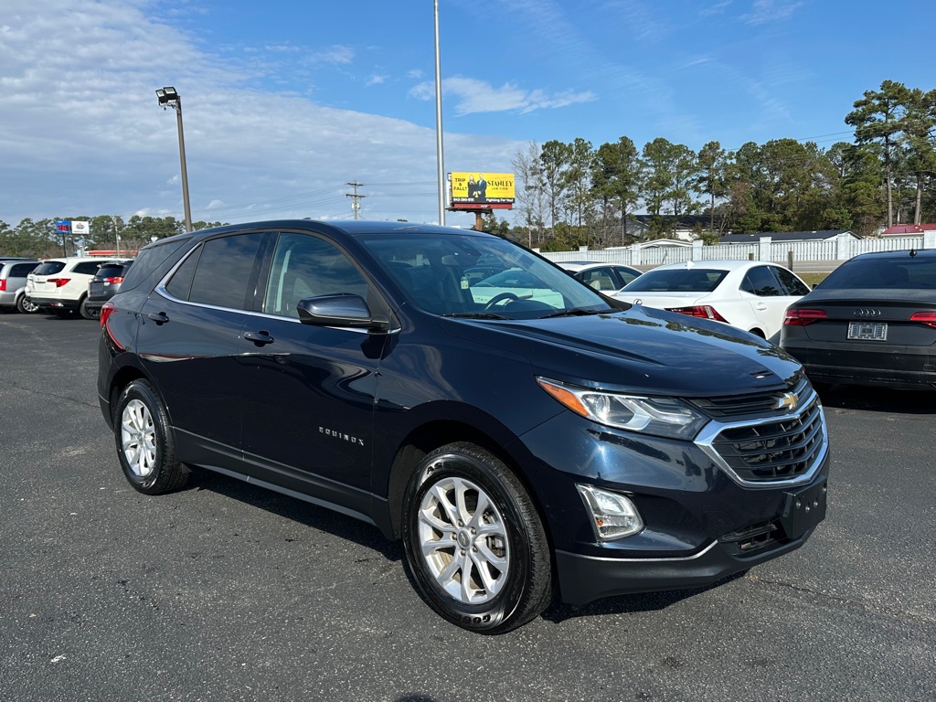 Photo 3 of this CHEVROLET EQUINOX