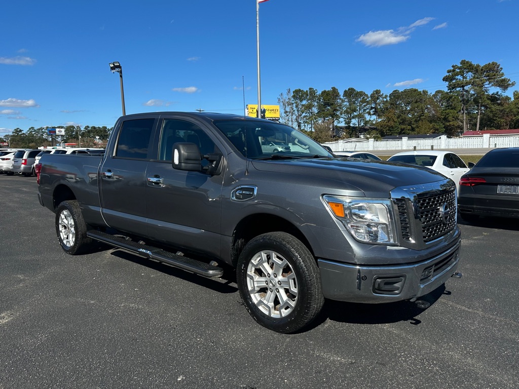 Photo 3 of this NISSAN TITAN XD