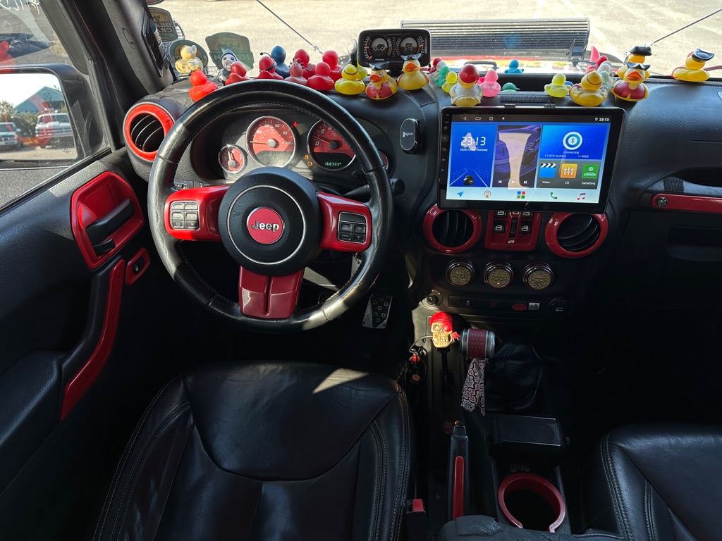 Photo 13 of this JEEP WRANGLER UNLIMI