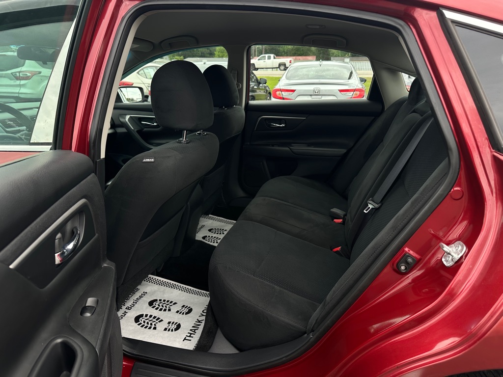 Photo 11 of this NISSAN ALTIMA
