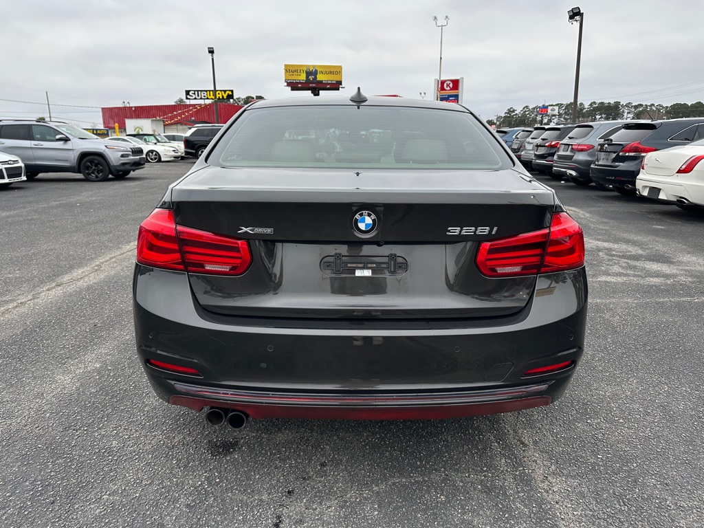 Photo 6 of this BMW 328