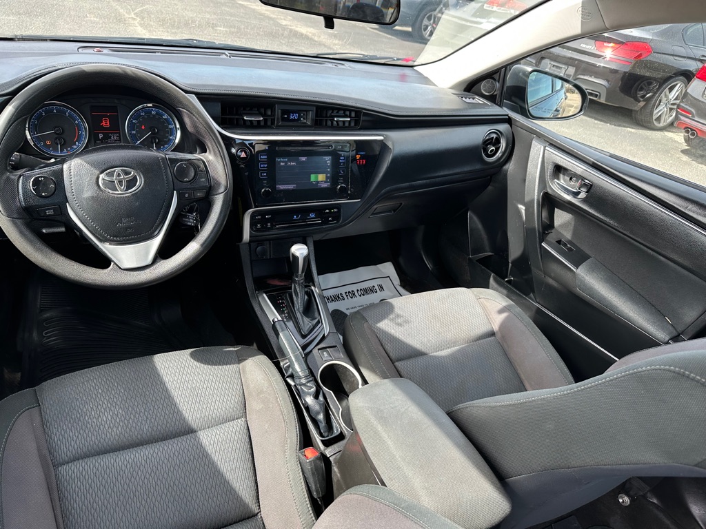 Photo 12 of this TOYOTA COROLLA
