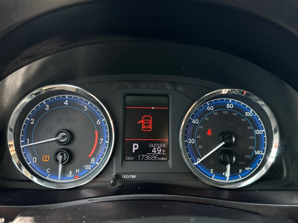 Photo 14 of this TOYOTA COROLLA