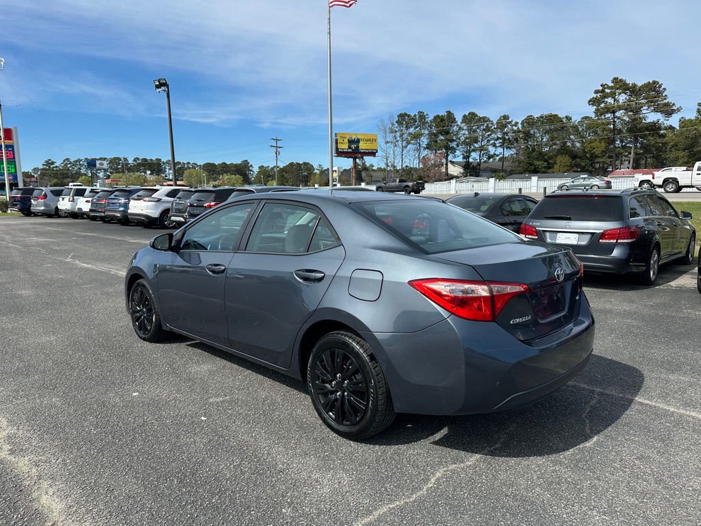 Photo 7 of this TOYOTA COROLLA