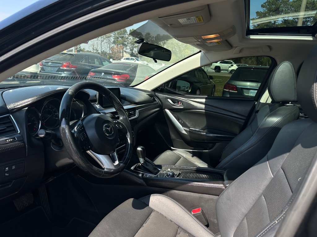 Photo 12 of this MAZDA 6