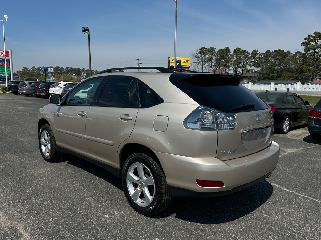 Photo 7 of this LEXUS RX