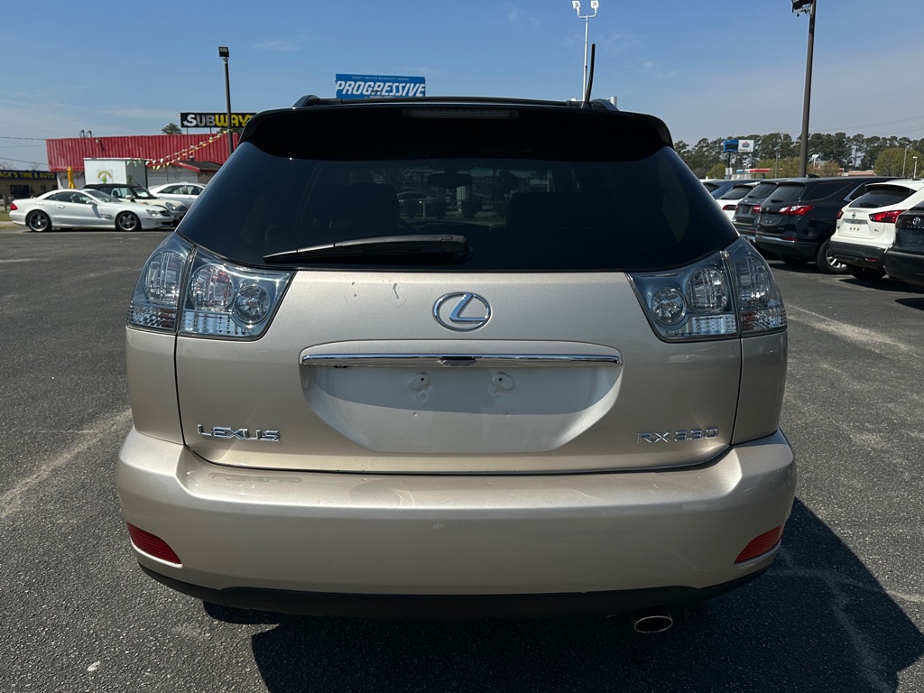 Photo 6 of this LEXUS RX