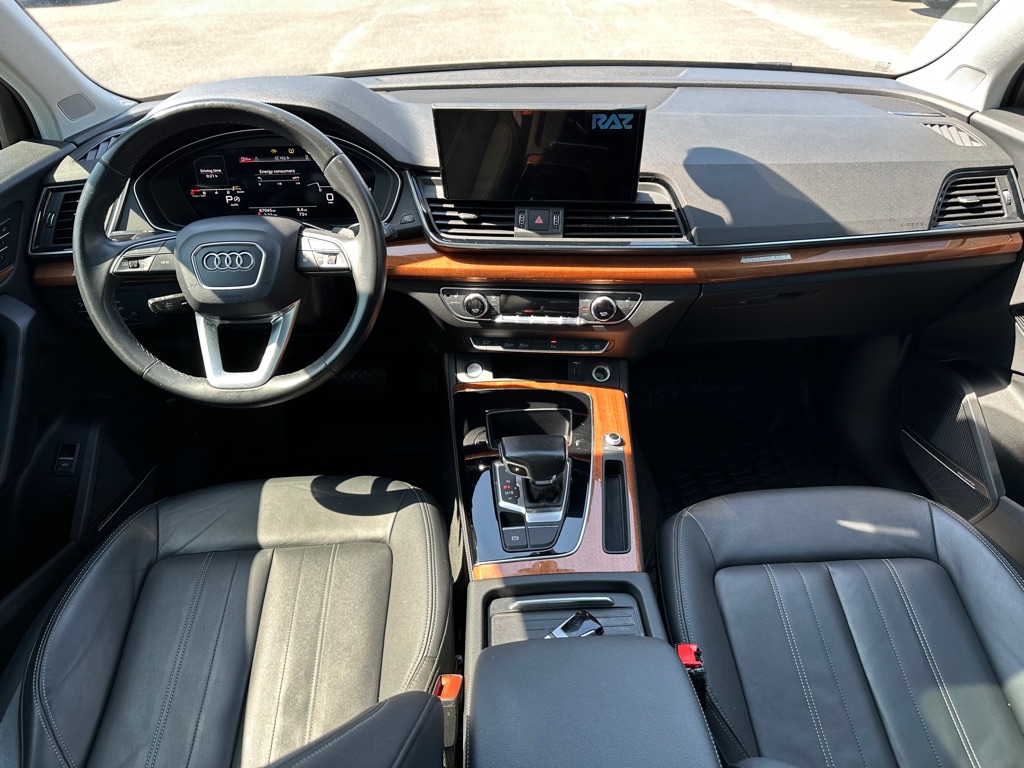 Photo 13 of this AUDI Q5