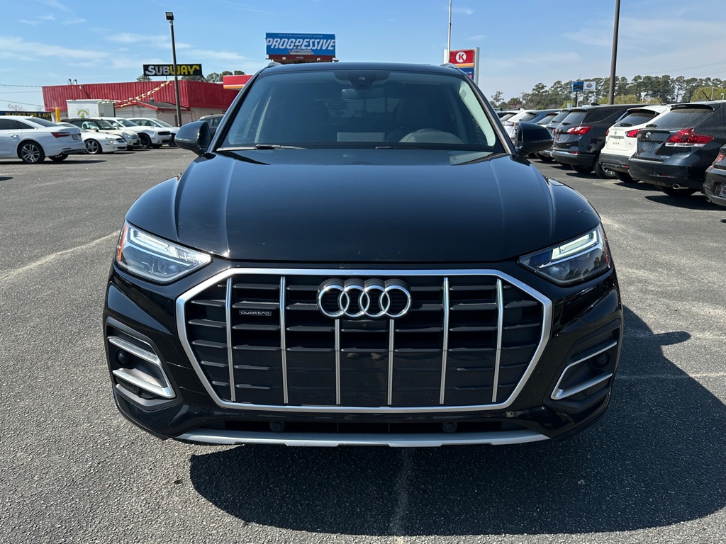 Photo 2 of this AUDI Q5