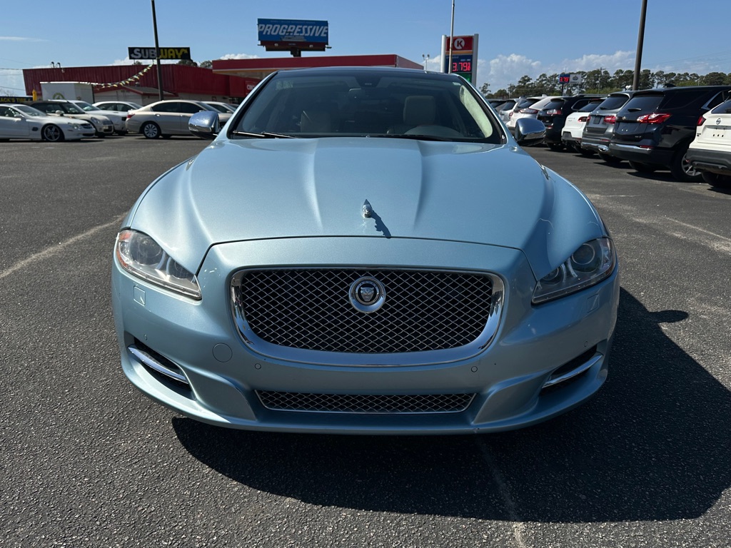 Photo 2 of this JAGUAR XJL