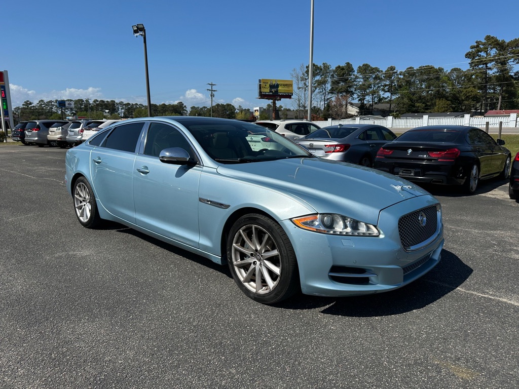 Photo 3 of this JAGUAR XJL