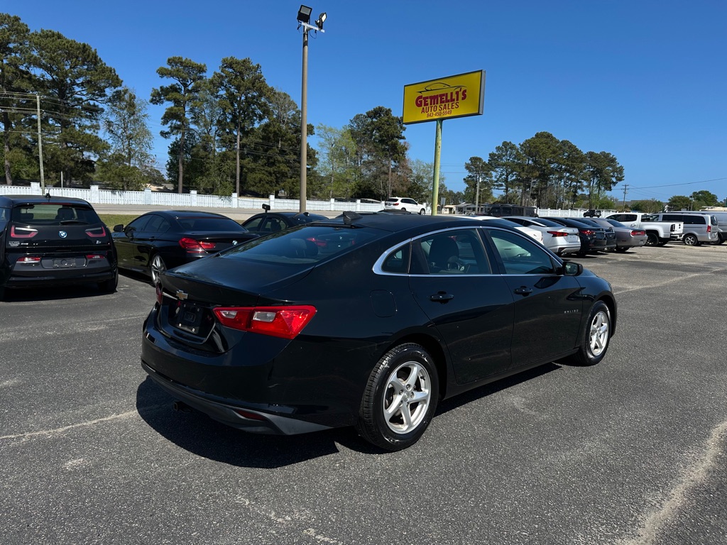 Photo 5 of this CHEVROLET MALIBU