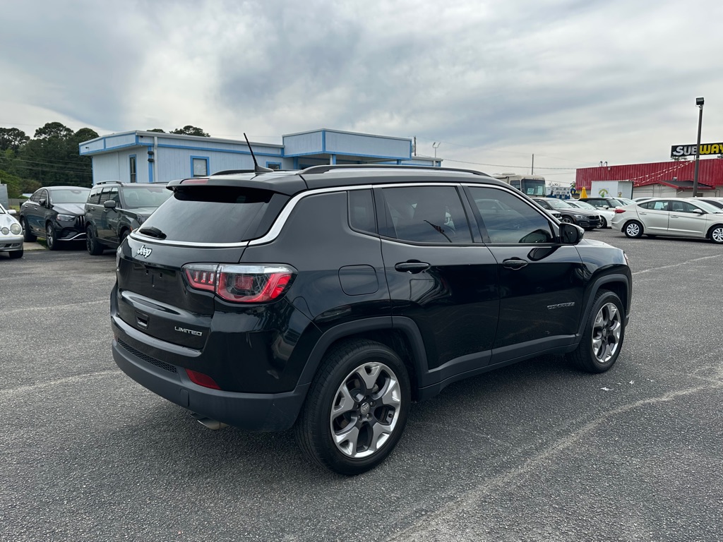 Photo 5 of this JEEP COMPASS
