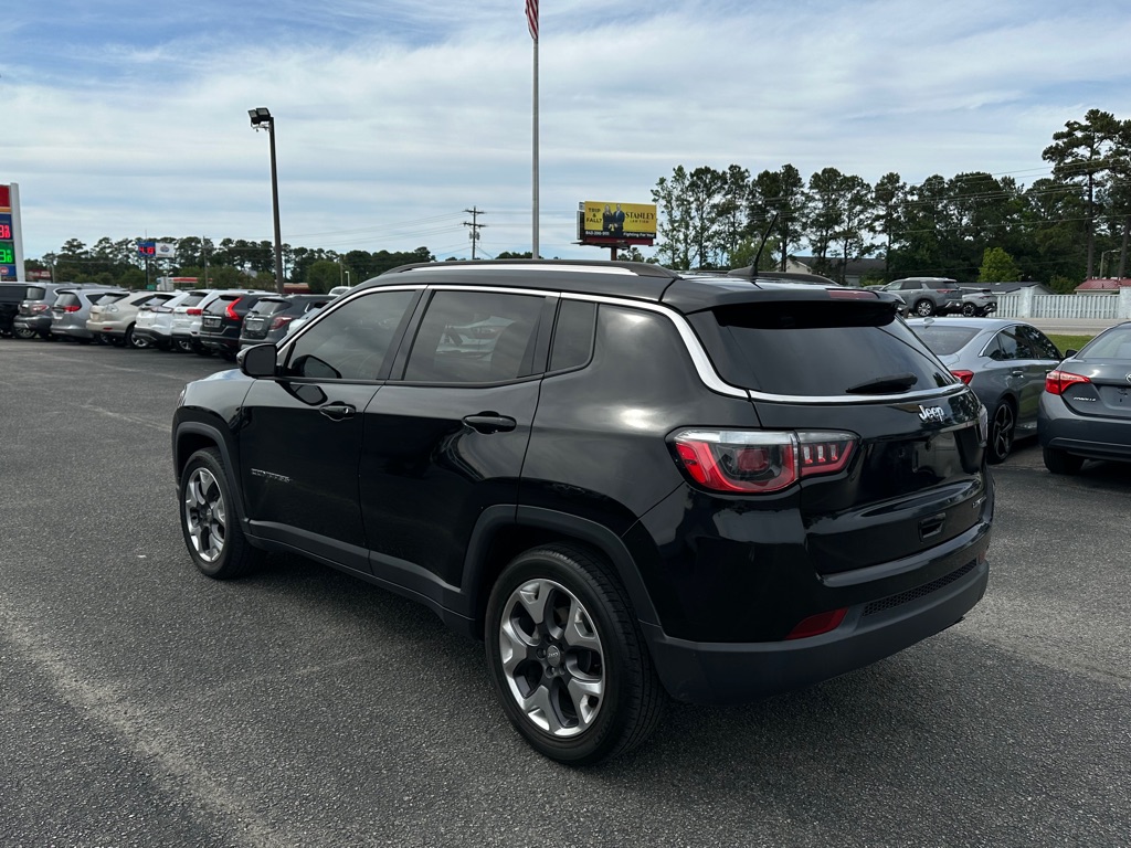 Photo 7 of this JEEP COMPASS