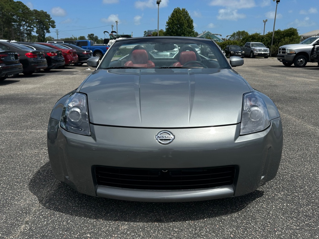Photo 2 of this NISSAN 350Z