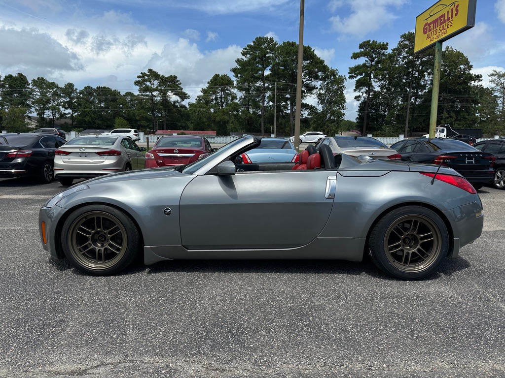 Photo 8 of this NISSAN 350Z