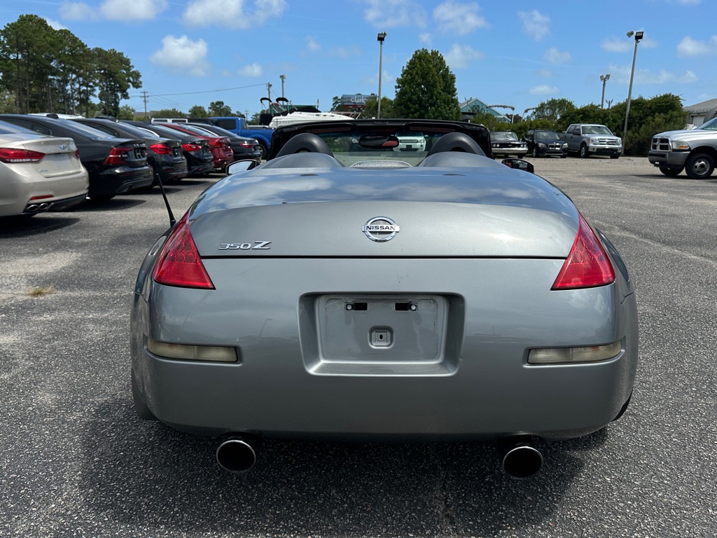 Photo 6 of this NISSAN 350Z
