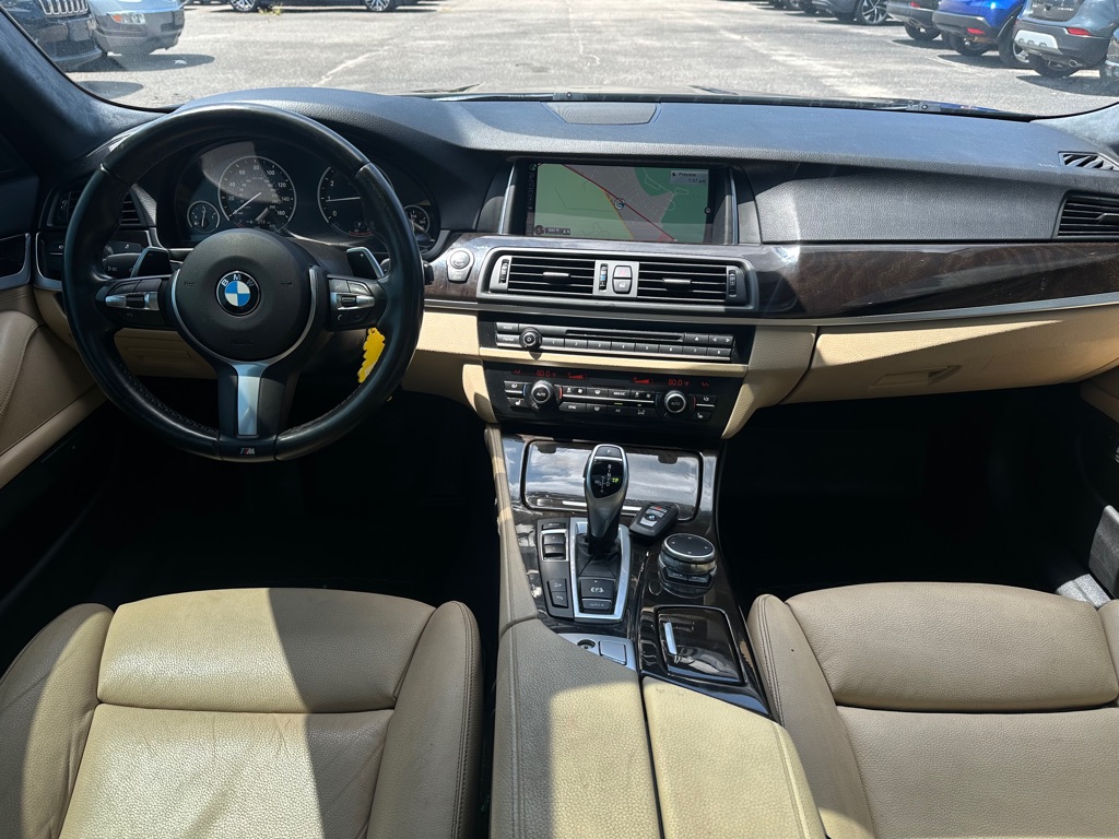 Photo 13 of this BMW 528