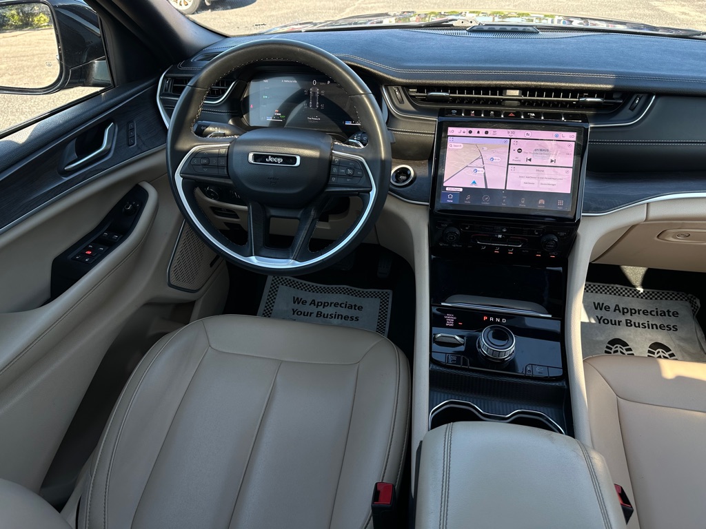 Photo 15 of this JEEP GRAND CHEROKEE