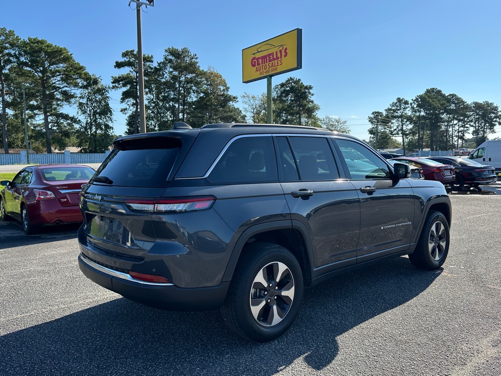 Photo 8 of this JEEP GRAND CHEROKEE
