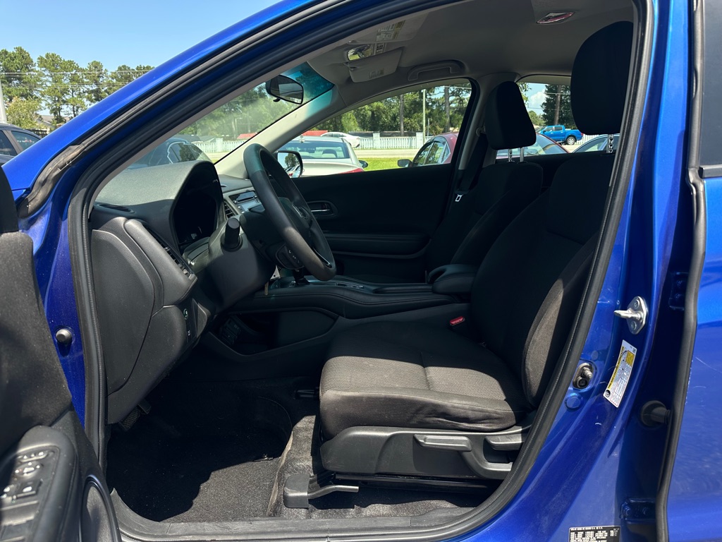 Photo 7 of this HONDA HR-V