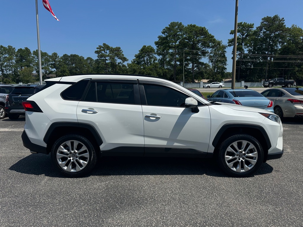 Photo 14 of this TOYOTA RAV4