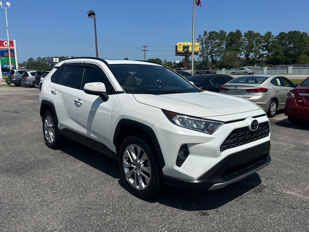 Photo 13 of this TOYOTA RAV4