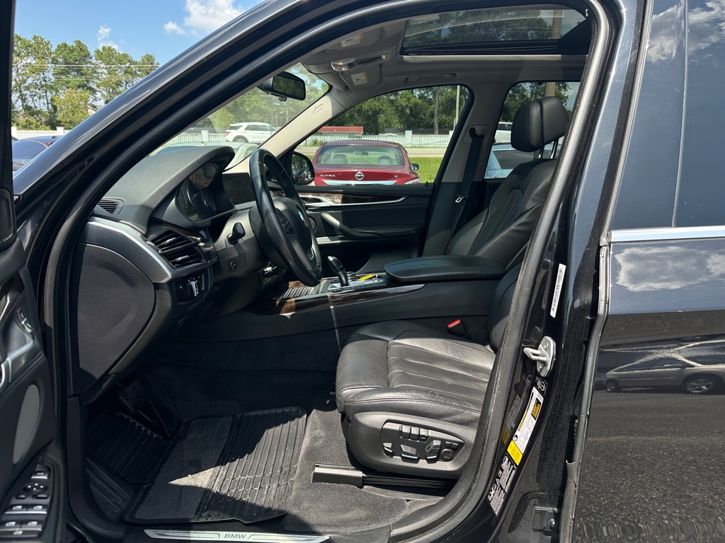 Photo 10 of this BMW X5