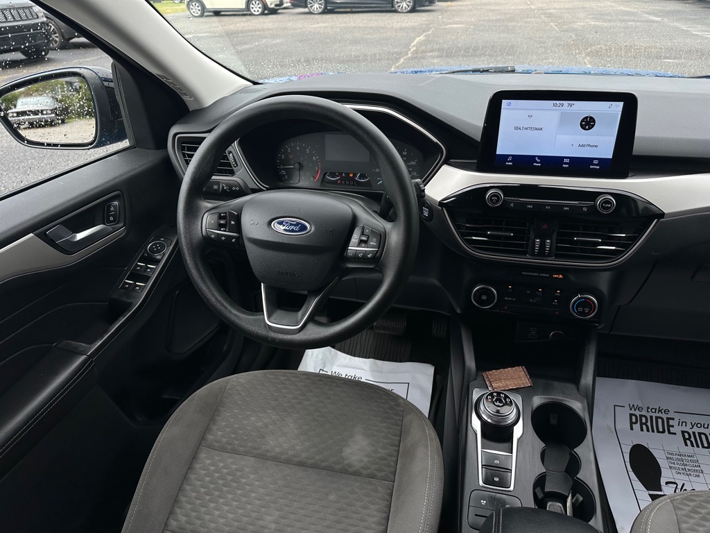 Photo 15 of this FORD ESCAPE