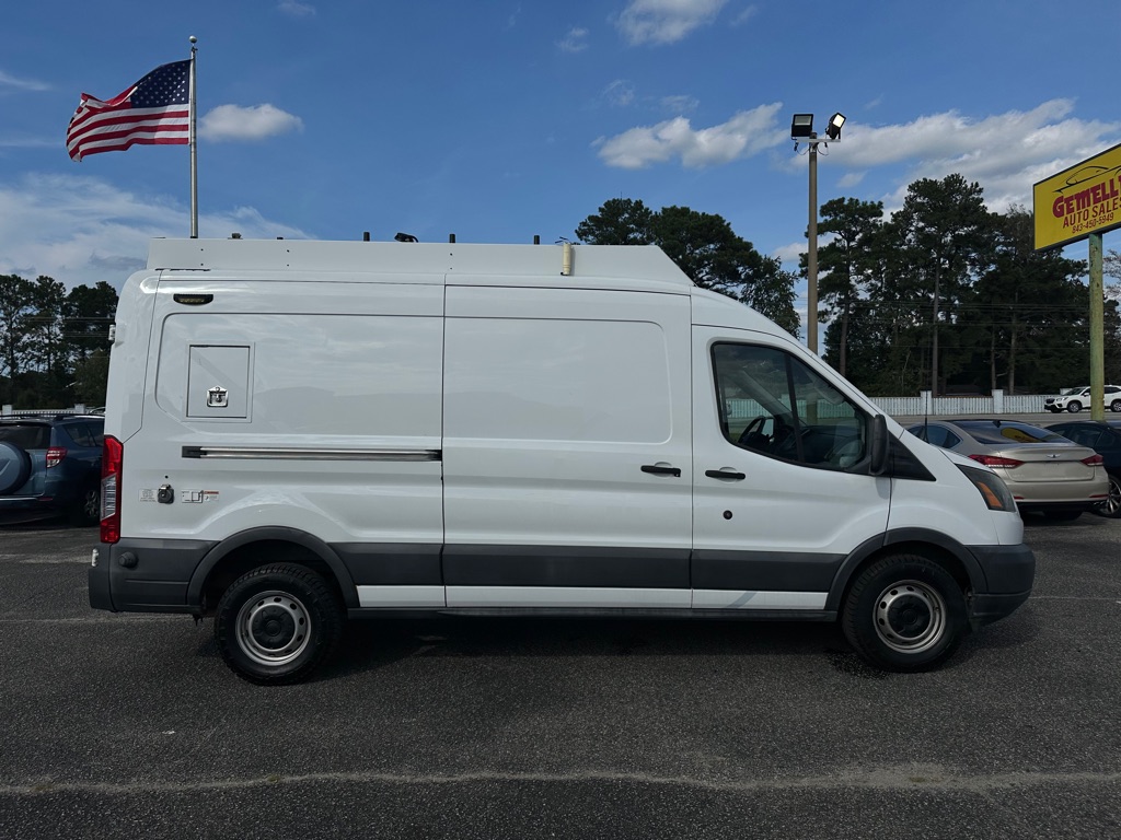 Photo 6 of this FORD TRANSIT