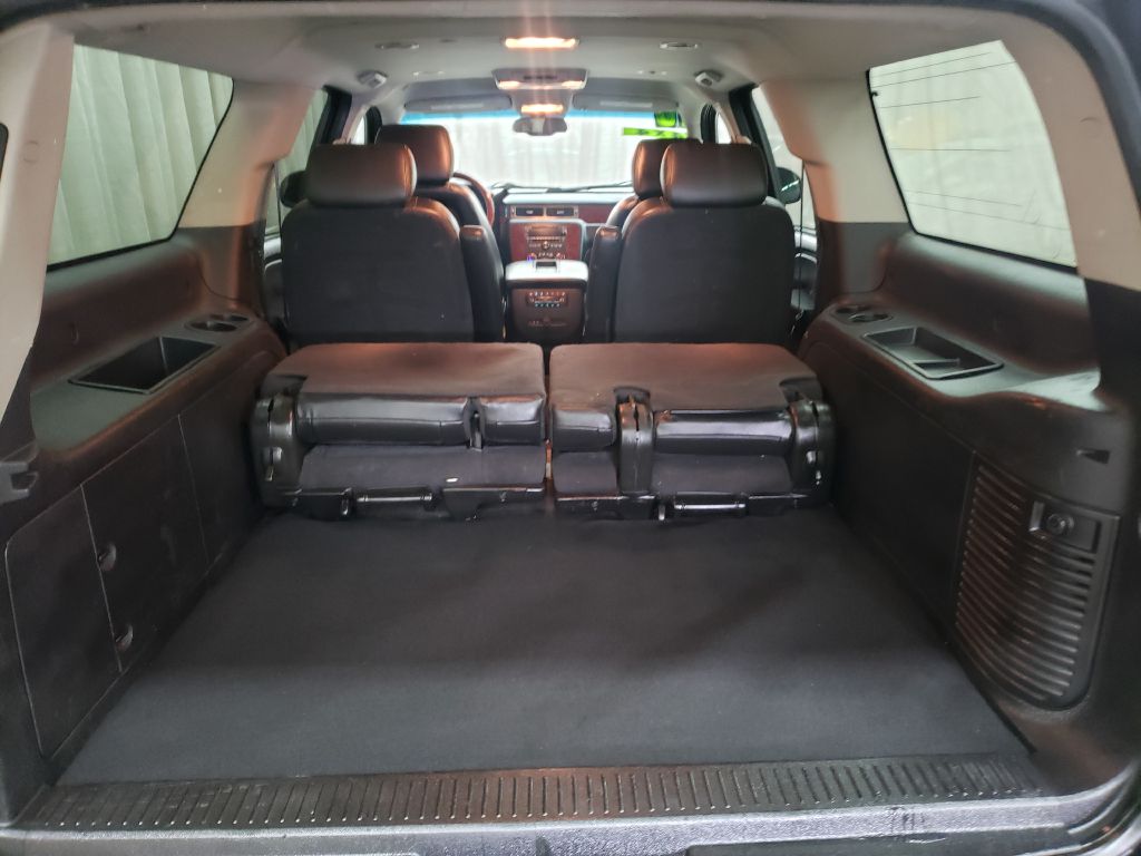 CHEVROLET SUBURBAN 2010 CHEVROLET SUBURBAN 1GNUKJE36AR196762