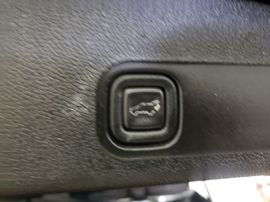 CHEVROLET SUBURBAN 2010 CHEVROLET SUBURBAN 1GNUKJE36AR196762