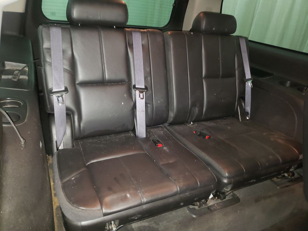 CHEVROLET SUBURBAN 2010 CHEVROLET SUBURBAN 1GNUKJE36AR196762