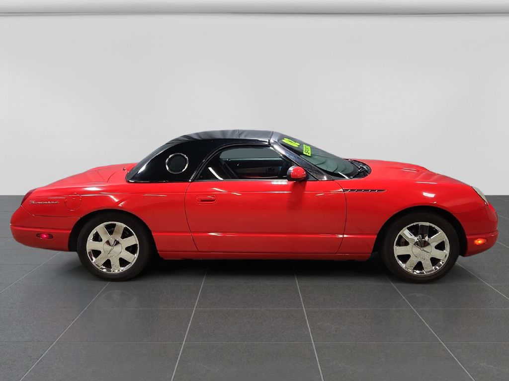 Photo 3 of this FORD THUNDERBIRD