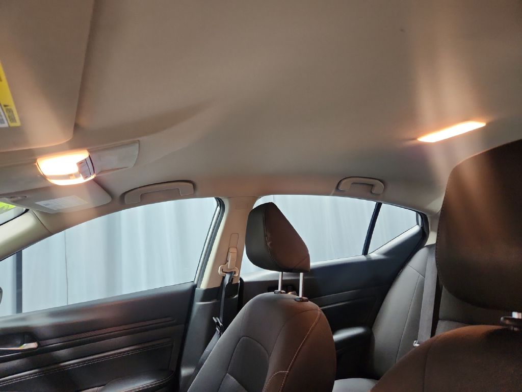 Photo 25 of this NISSAN ALTIMA