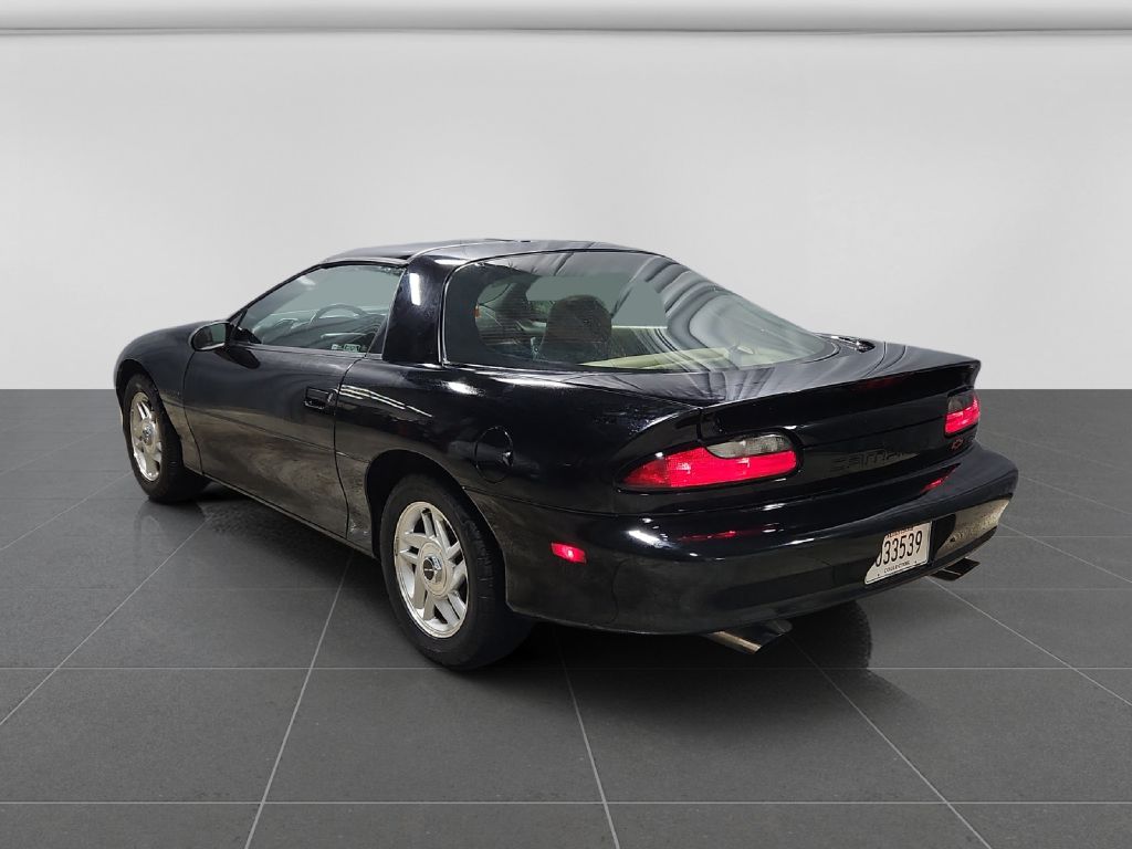 Photo 3 of this CHEVROLET CAMARO