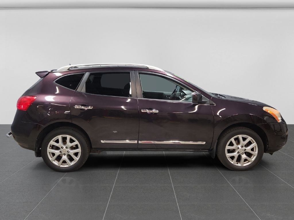 Photo 6 of this NISSAN ROGUE