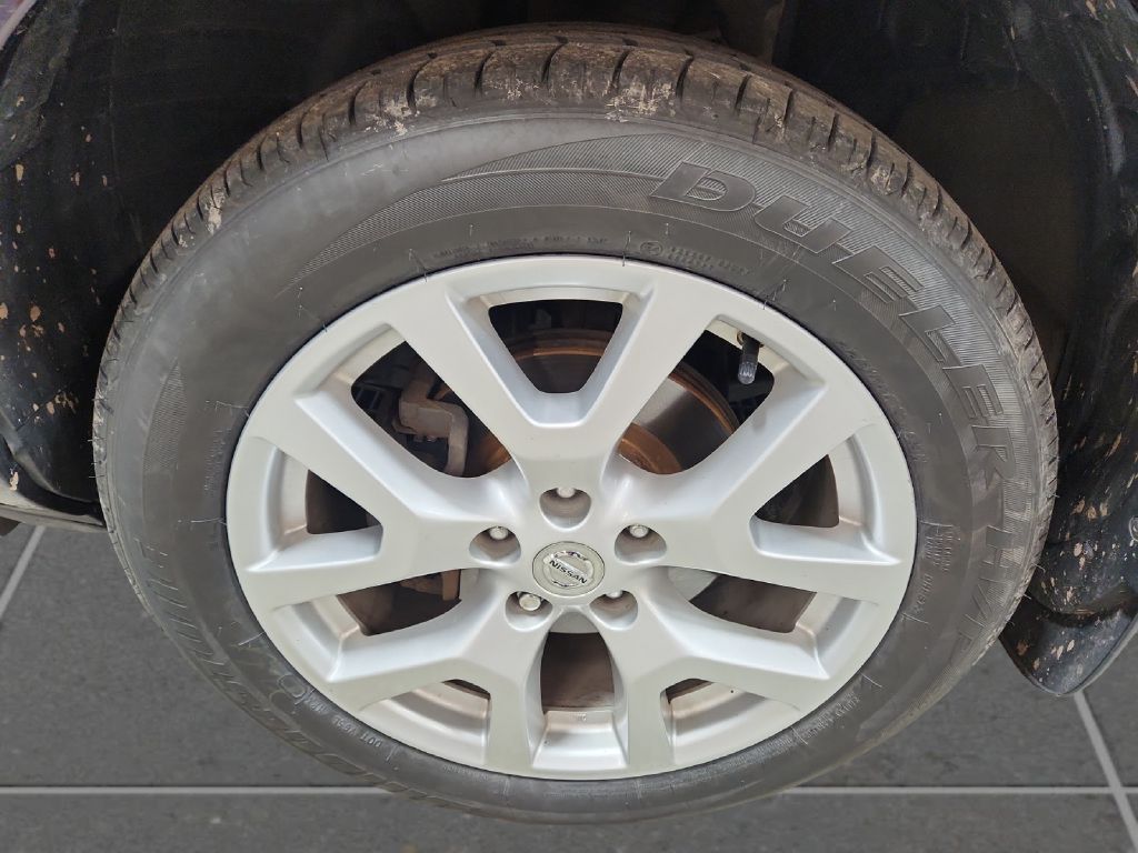 Photo 9 of this NISSAN ROGUE