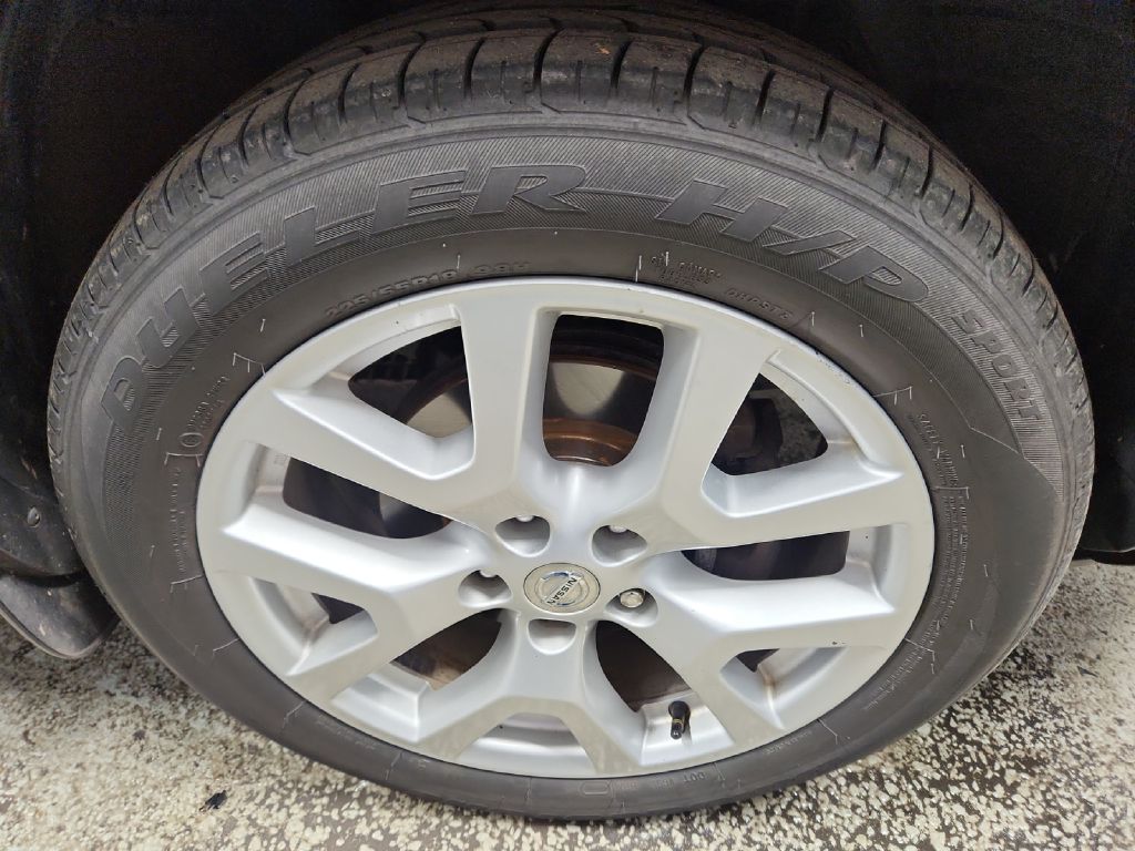 Photo 30 of this NISSAN ROGUE