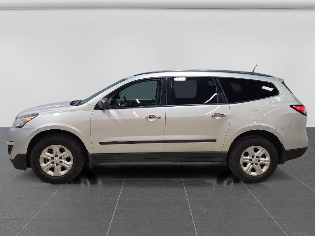Photo 2 of this CHEVROLET TRAVERSE